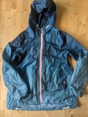 Quechua Kids  Blue Foldable Windbreaker Hiking Jacket 10-11 Years